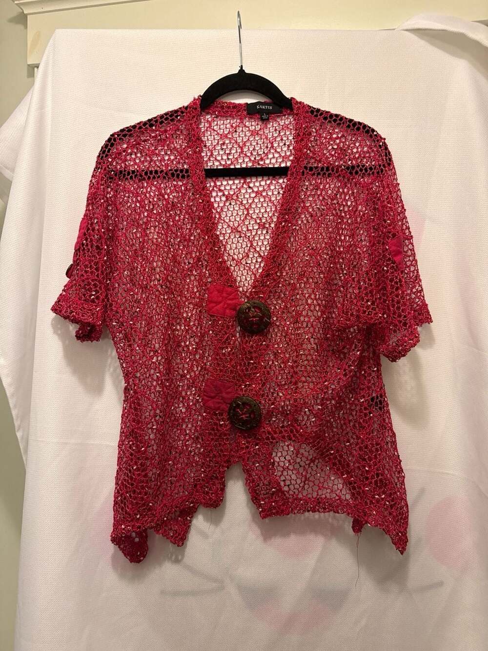 Kaktus Red Open Weave Crochet Cardigan with Large Coconut Buttons - Picture 2 of 5